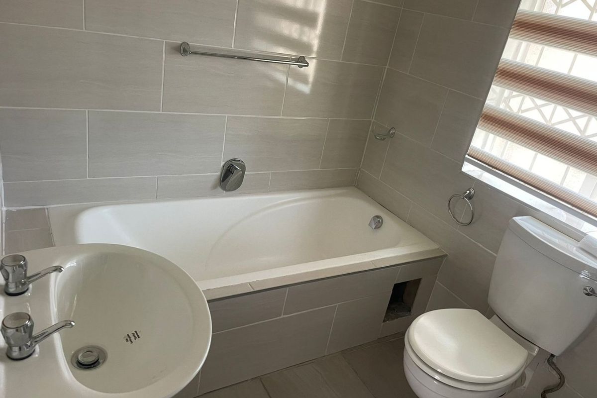 STYLISH 3 BEDROOM  IN JERICHO COMPLEX, TO RENT  24 HOURS SECURITY  - Photo 5