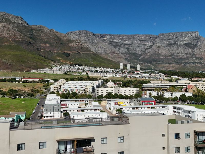7th floor view of Table Mountain from Chapel Towers - Photo 6