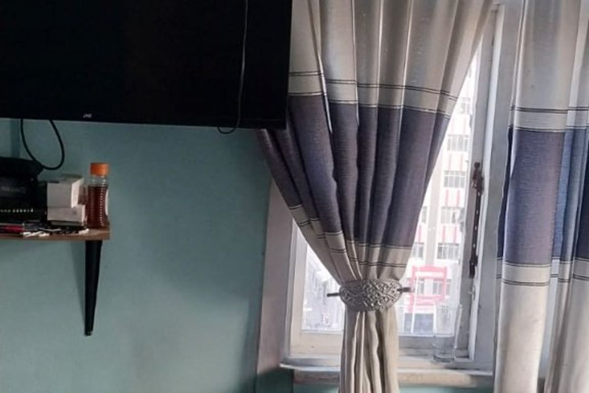 A Studio Apartment For Sale In South Beach, Durban - Photo 5