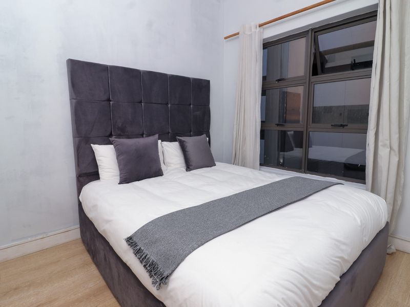 2 Bedroom 1 Bathroom for Sale - Photo 8
