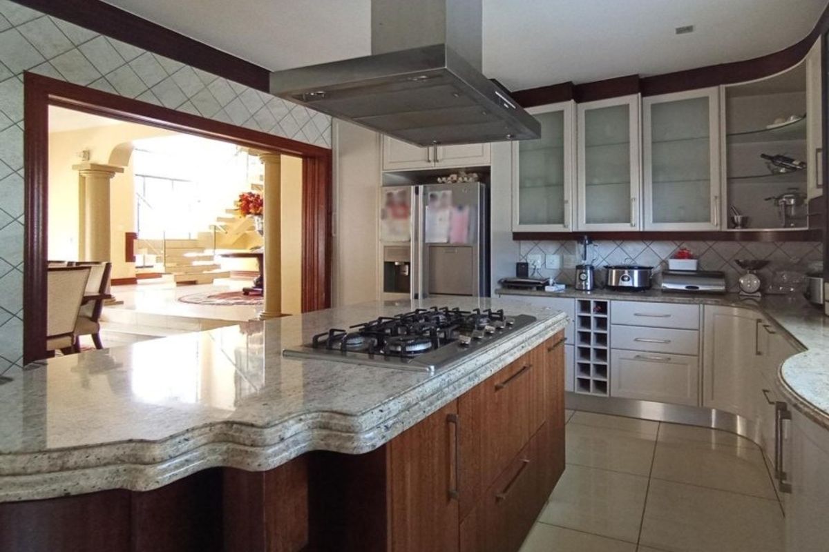 Freehold Residence for sale in SAGEWOOD  - Photo 3