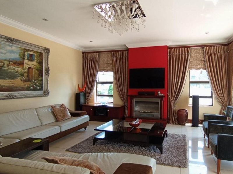 Freehold Residence for sale in SAGEWOOD  - Photo 5