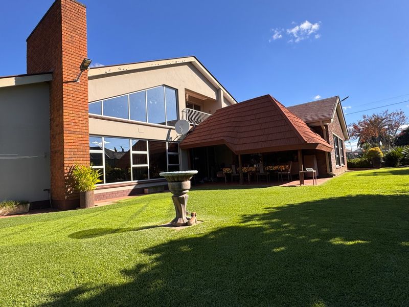 The Complete Package in Risiville - Photo 2