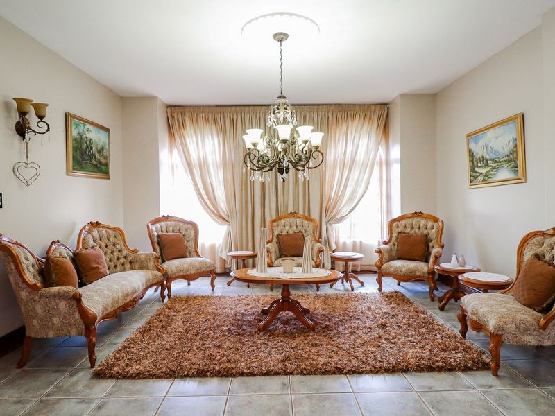 Exclusive home - Photo 6