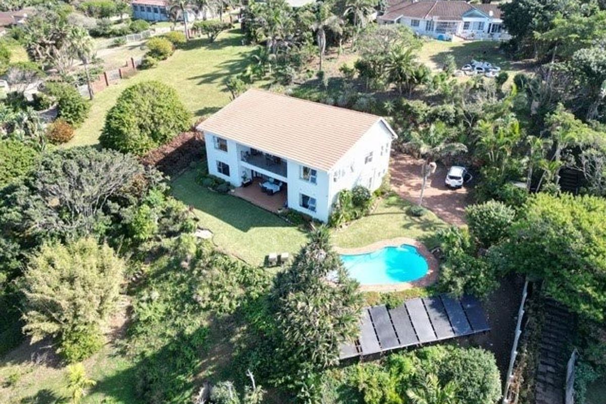 Exceptional Coastal Home in Elysium with Uninterrupted 180° Sea Views - Photo 3