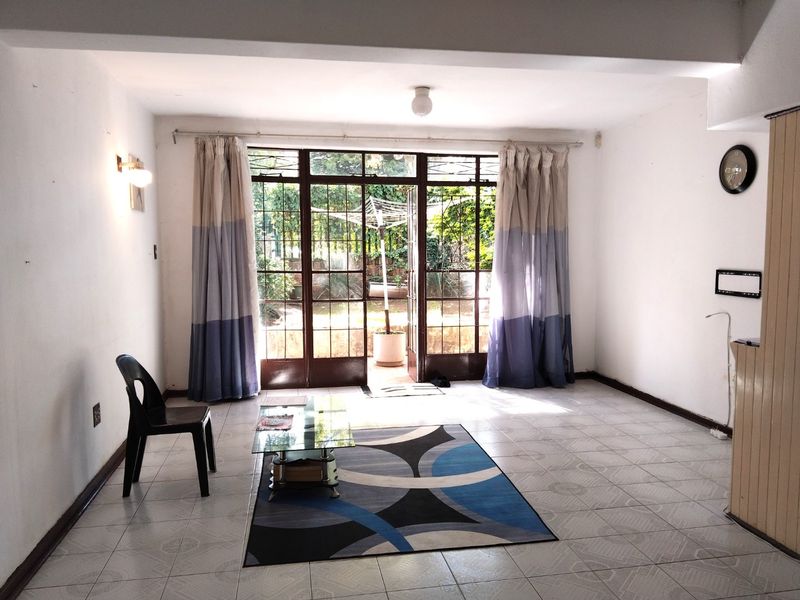Charming Randburg Townhouse with Fibre and Garden - Photo 5