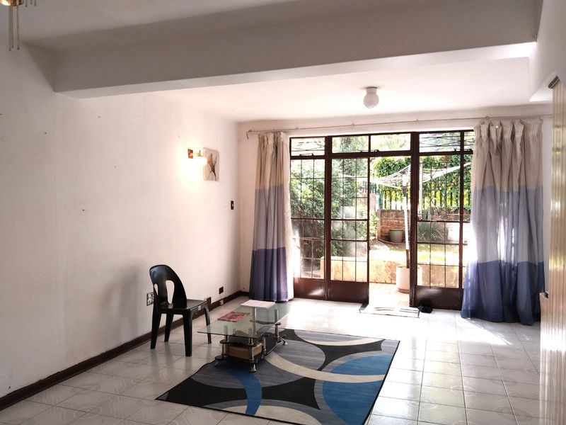 Charming Randburg Townhouse with Fibre and Garden - Photo 6