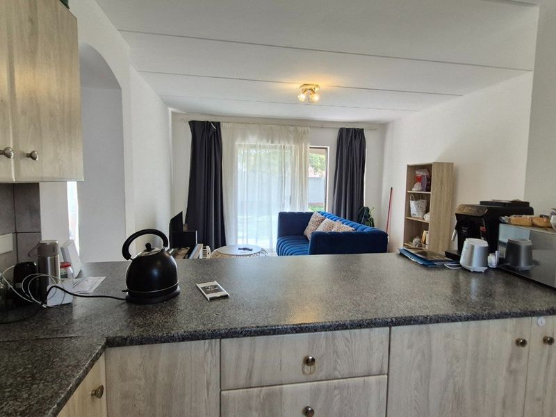 2 BEDROOM APARTMENT IN KENGIES/BROADACRES - Photo 7