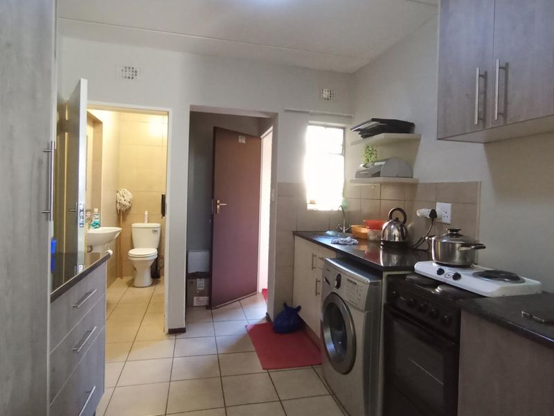 Chic 1 bed flat in Erand Gardens living bright - Photo 1