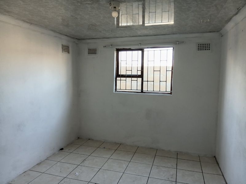 2 Bedroom house for sale in Spandau - Photo 8