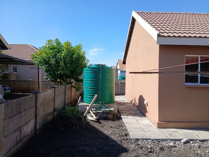 4 Bedroom Family Home for Rental in Platinum Village  - Photo 7