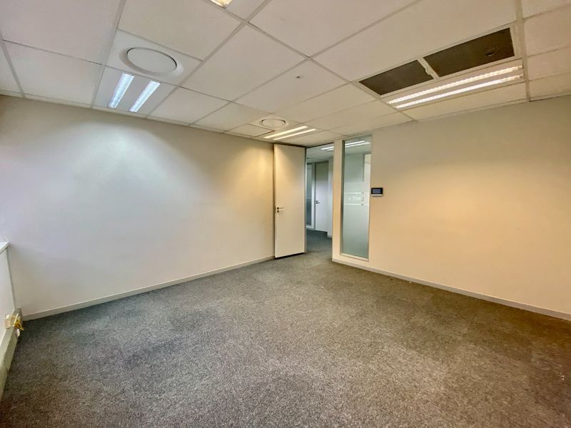 P-Grade Office Suite Available In Midrand - Photo 8