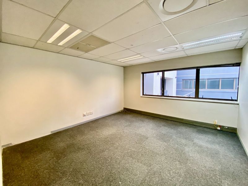 P-Grade Office Suite Available In Midrand - Photo 6
