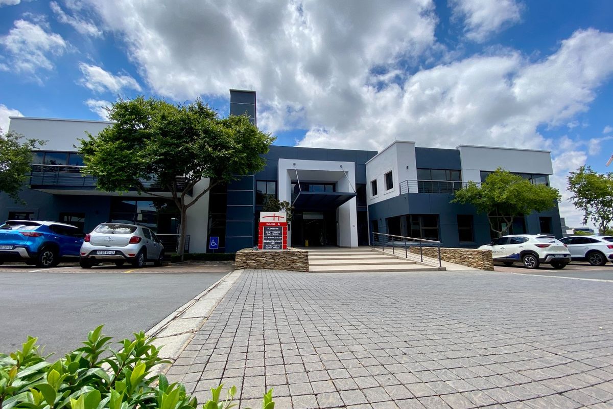 P-Grade Office Suite Available In Midrand - Photo 2