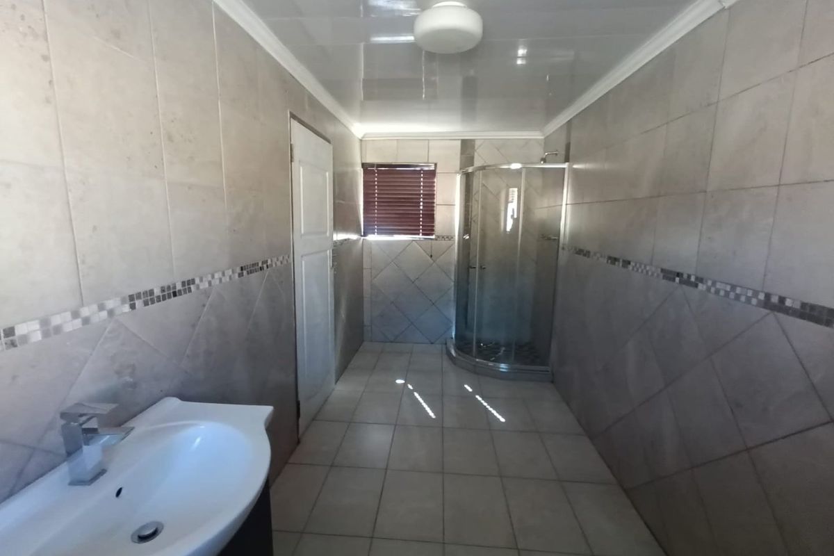 1 Bedroom Garden Flat to Rent in Cullinan | Secure Parking & Water Included - Photo 5