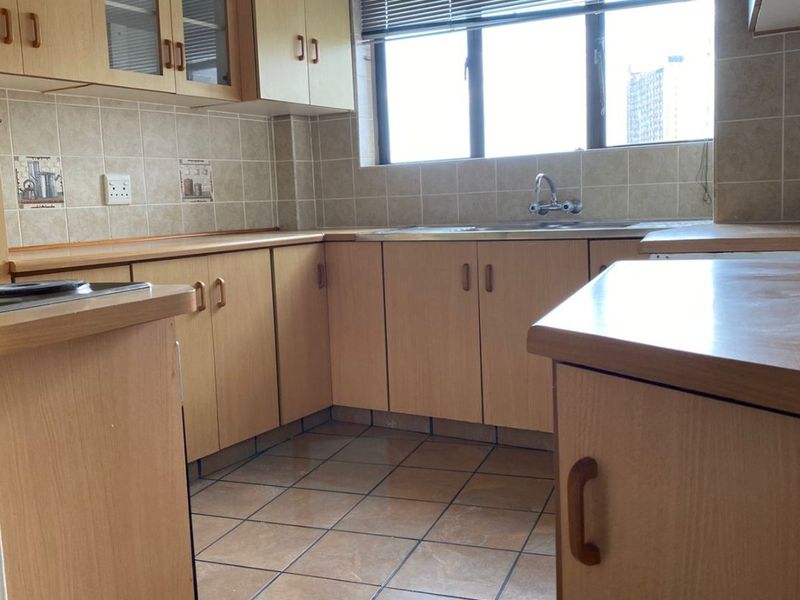 Spacious two bedroom apartment with Sea views - Photo 7