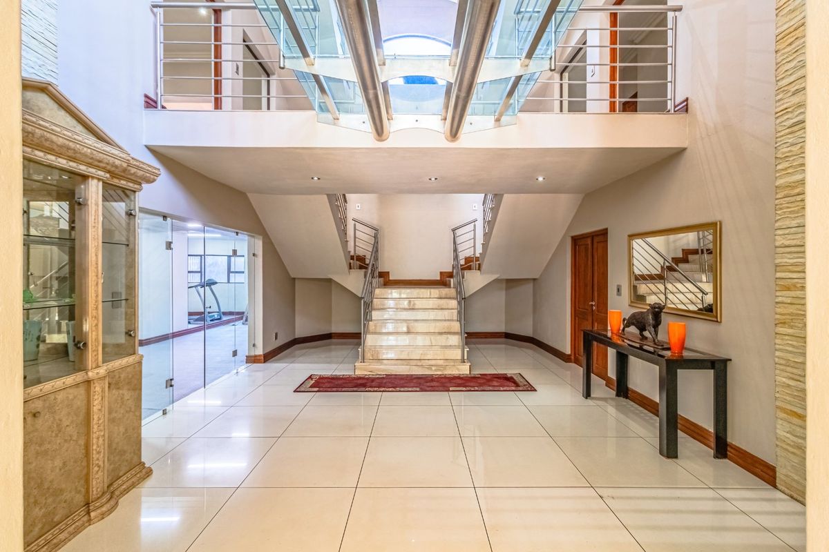 EXQUISITE 6 BEDROOM 6 BATHROOM HOUSE FOR SALE IN BEDFORDVIEW - Photo 3