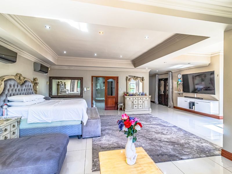 EXQUISITE 6 BEDROOM 6 BATHROOM HOUSE FOR SALE IN BEDFORDVIEW - Photo 6