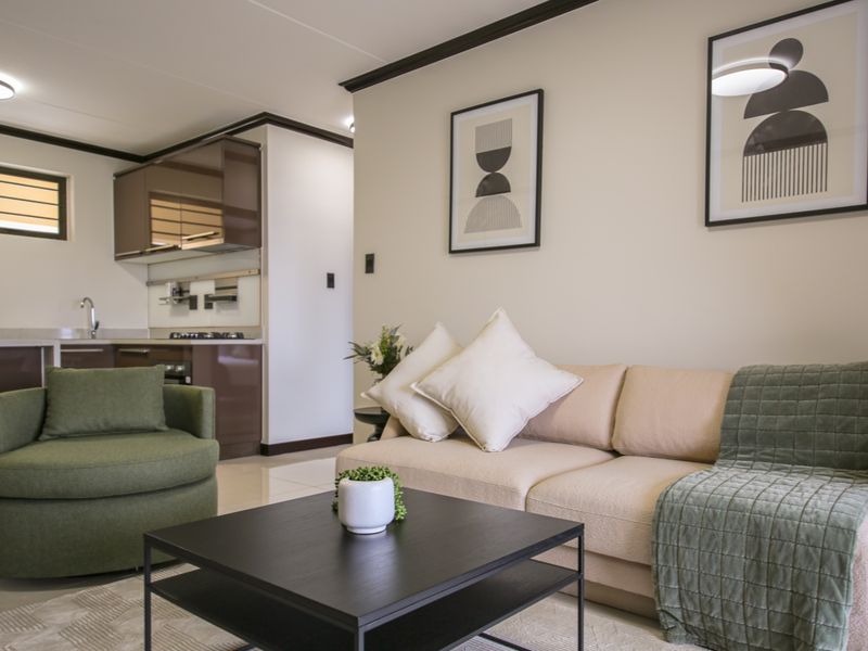 2 bed 2 bath Apartment for sale - Photo 6