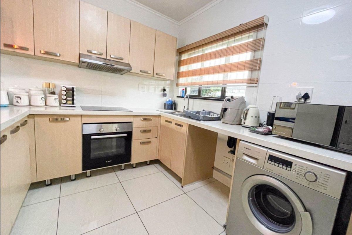2 Bed 2 Bath For sale! - Photo 2