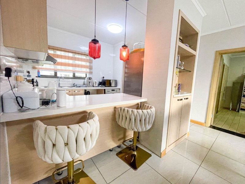 2 Bed 2 Bath For sale! - Photo 4