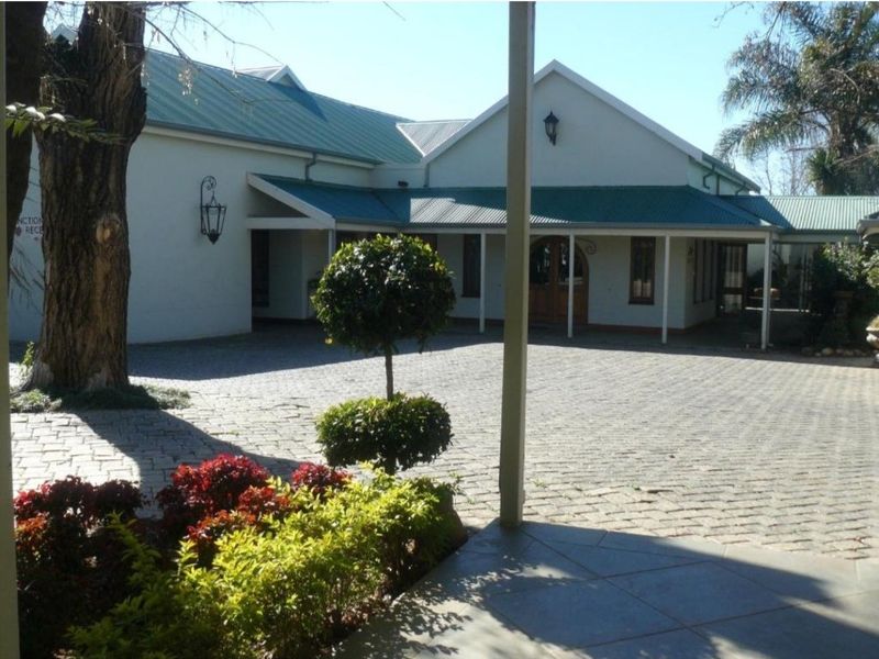 Guest House Investment Opportunity – Equestria - Photo 2