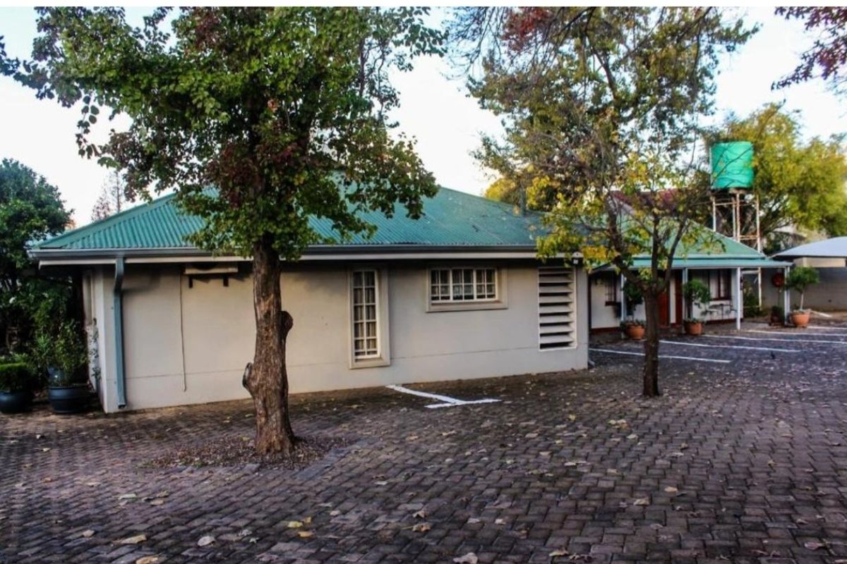 Guest House Investment Opportunity – Equestria - Photo 3