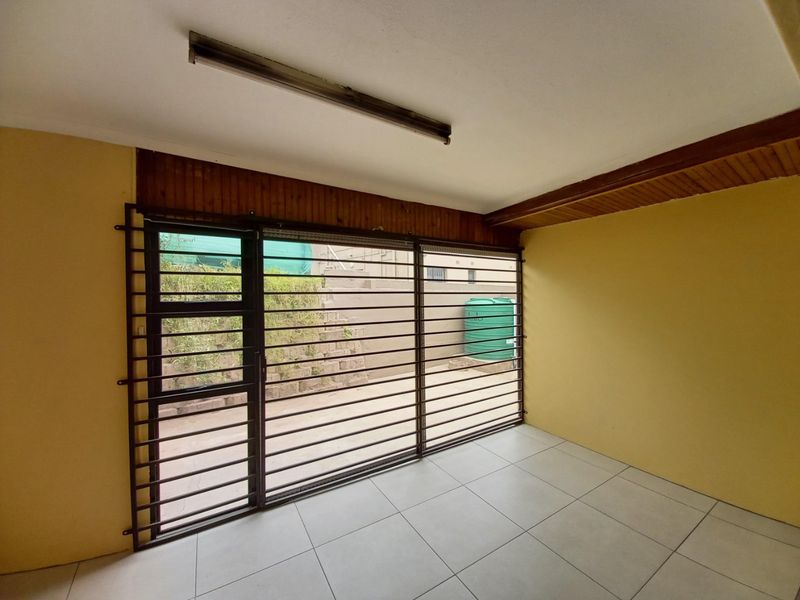 Modern 2 Bedroom Garden Cottage To Let In Stanger Manor - Photo 5