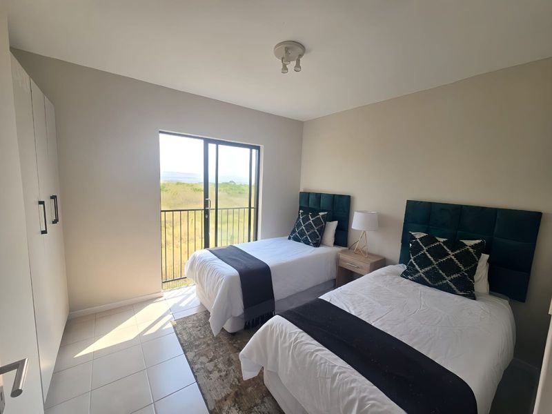 Modern 3-Bedroom Apartment in Secure Bliss Ballito Estate - Photo 9