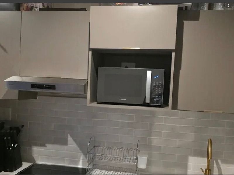 Beautiful Furnished 1 Bedroom Apartment for Rent in Sandown.  - Photo 4