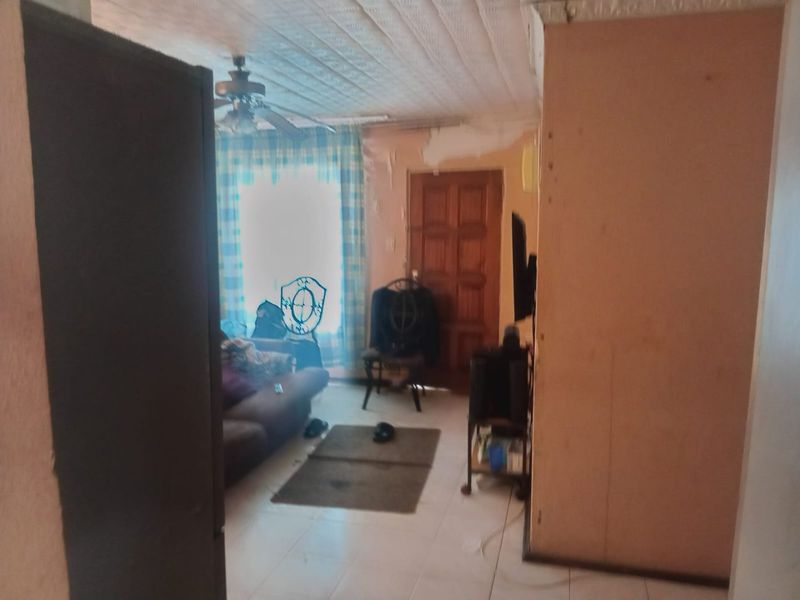 3 Bed House in Daveyton for Sale - Photo 7