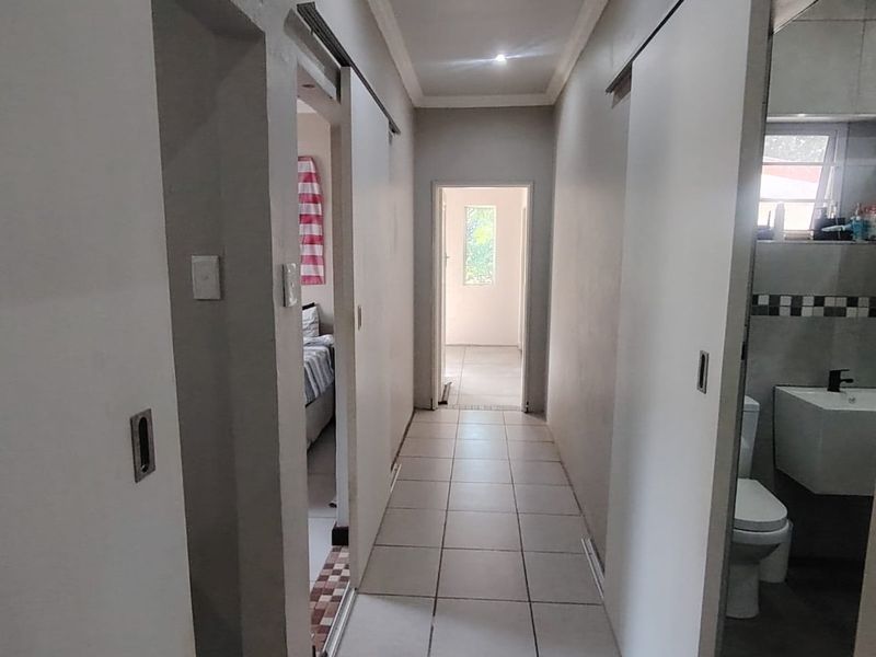 3 Bedroom House for Sale in Baysville - Photo 7