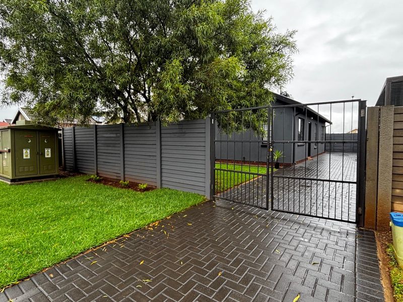 Sunny Alberton Gem in Sky City Living - Photo 7