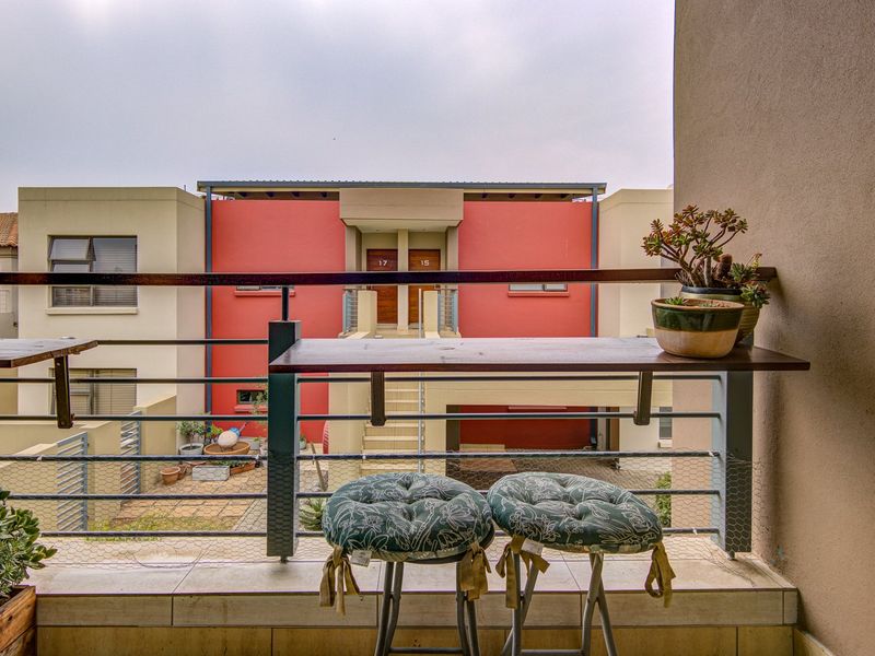A Luxurious First Floor Unit with 73m2 Floor Space - Photo 7
