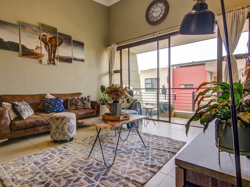 A Luxurious First Floor Unit with 73m2 Floor Space - Photo 6