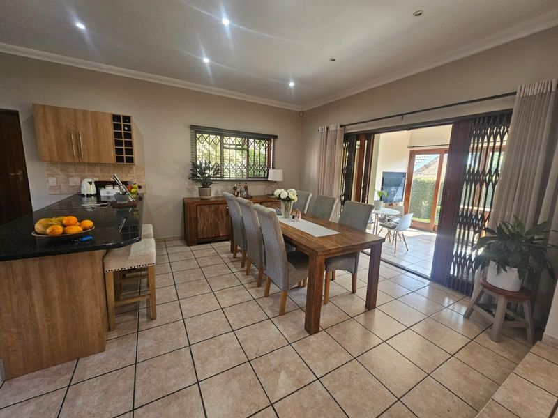 Pristine North-Facing Family Home. - Photo 4