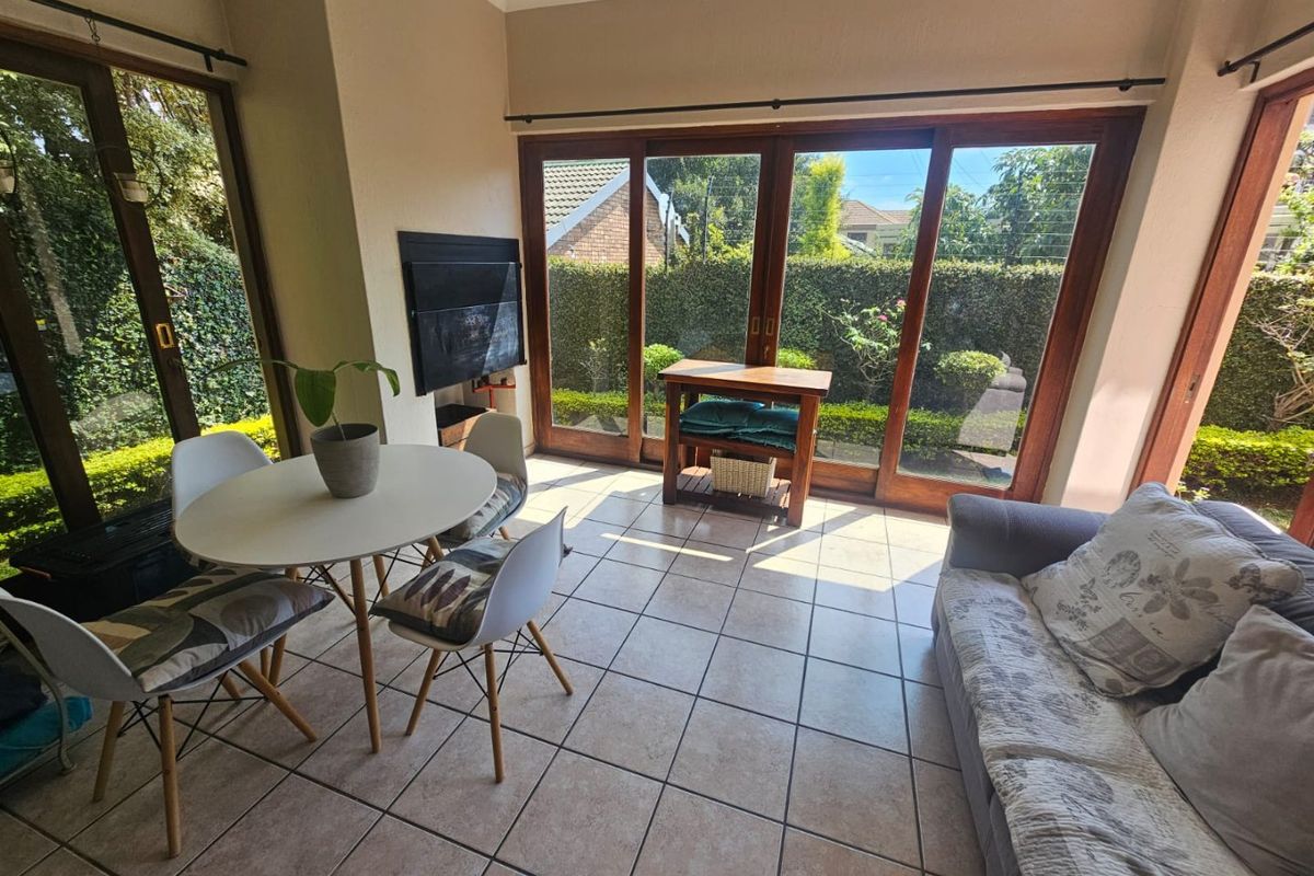 Pristine North-Facing Family Home. - Photo 2