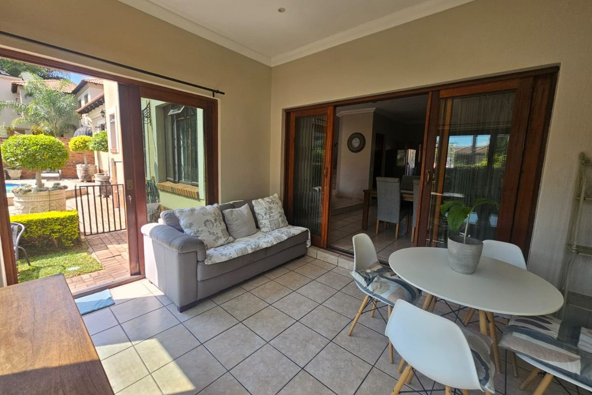 Pristine North-Facing Family Home. - Photo 3