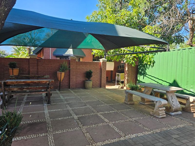 PRIME LOCATION, BUSINESS OPPURTUNITY. - Photo 8