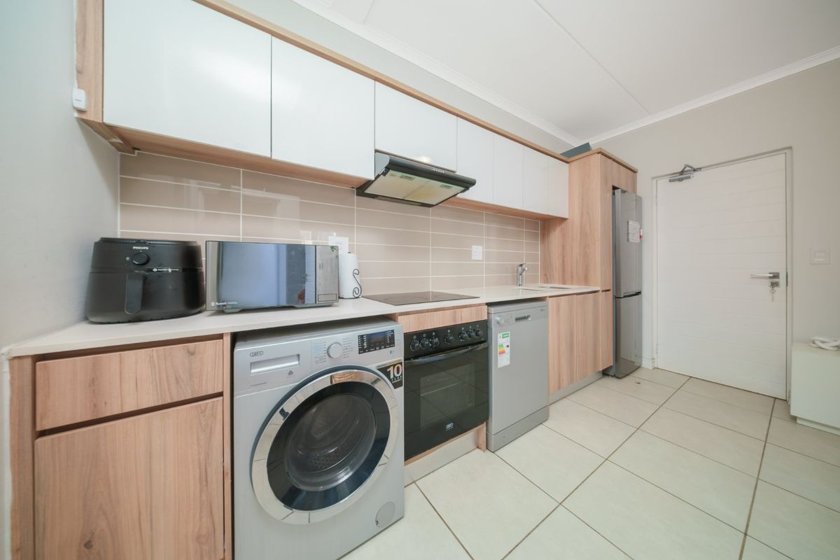 1 Bedroom Apartment for Sale in The Reid! - Photo 5