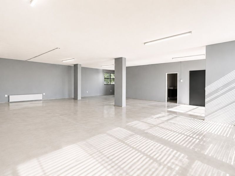 Prime Blairgowrie Commercial Rental | 255sqm North-Facing Studio & Office Space - Photo 3