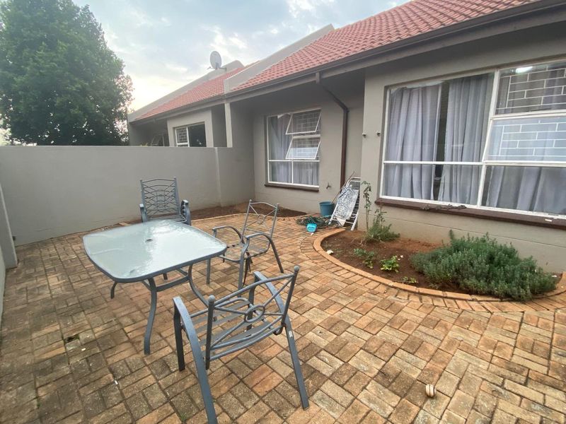 Lovely Simplex Unit for Rent   - Photo 5