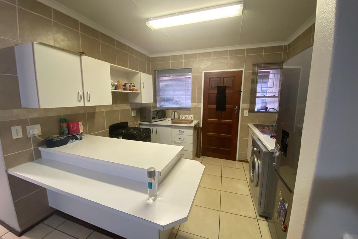 Lovely Simplex Unit for Rent   - Photo 2