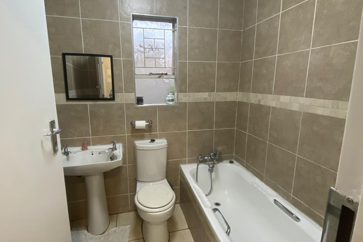 Lovely Simplex Unit for Rent   - Photo 4
