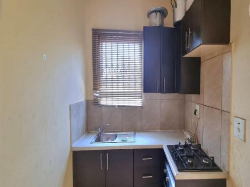 2-Bedroom Apartment for Sale in Sagewood - Photo 3