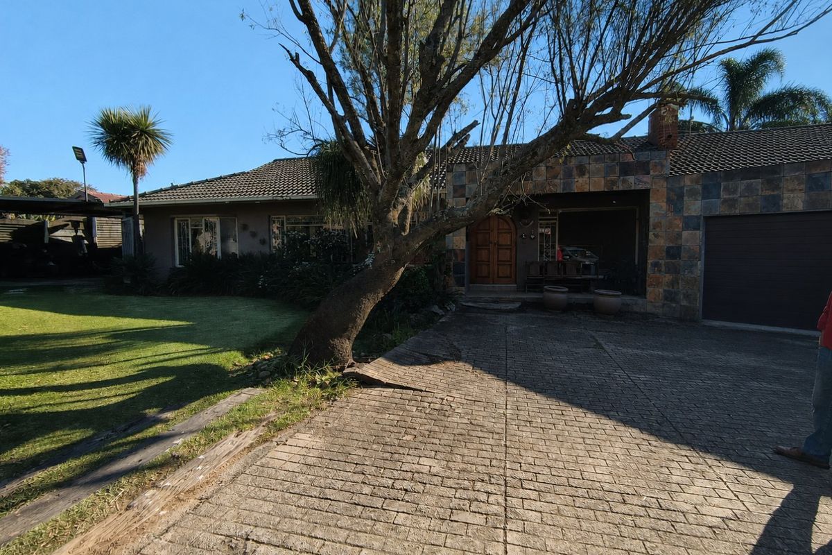 Perfect Family & Entertainment Home - Photo 2