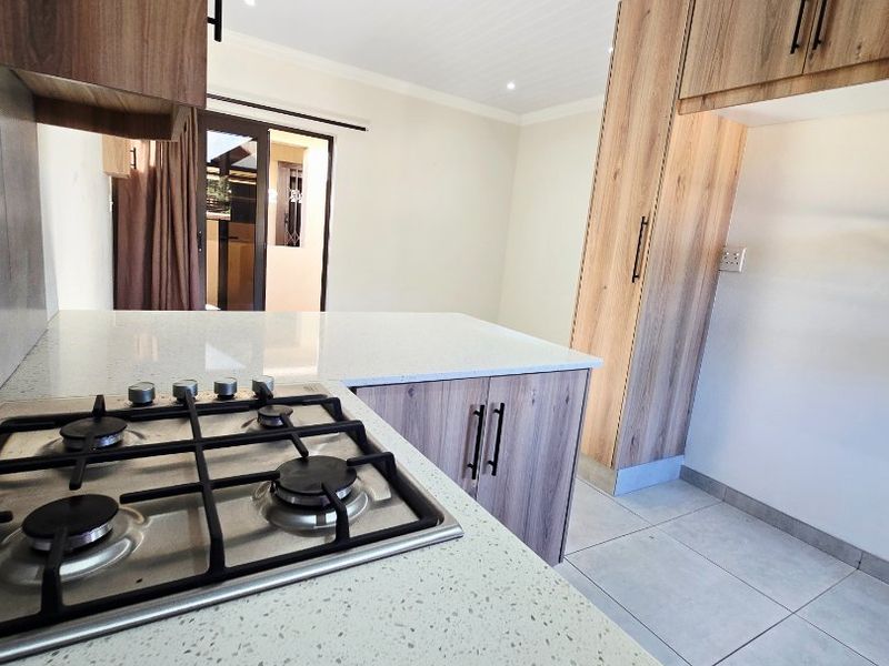 Comfortable & Secure Retirement Living - Photo 4