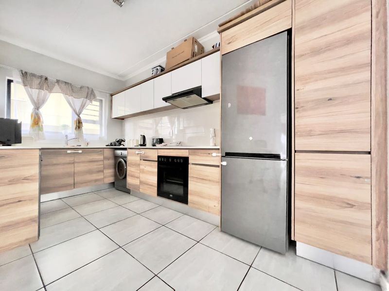 3 Bedroom 2 Bathroom Ground Floor For Rent - Photo 4