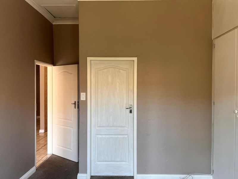 Family friendly townhouse in Faerie Glen vibe - Photo 10