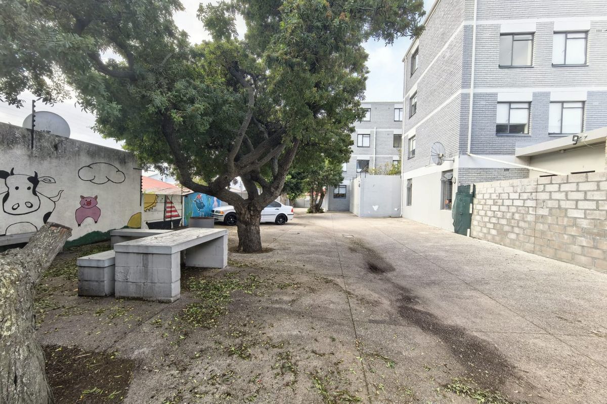 PRIME RESIDENTIAL INVESTMENT OPPORTUNITY - Photo 2